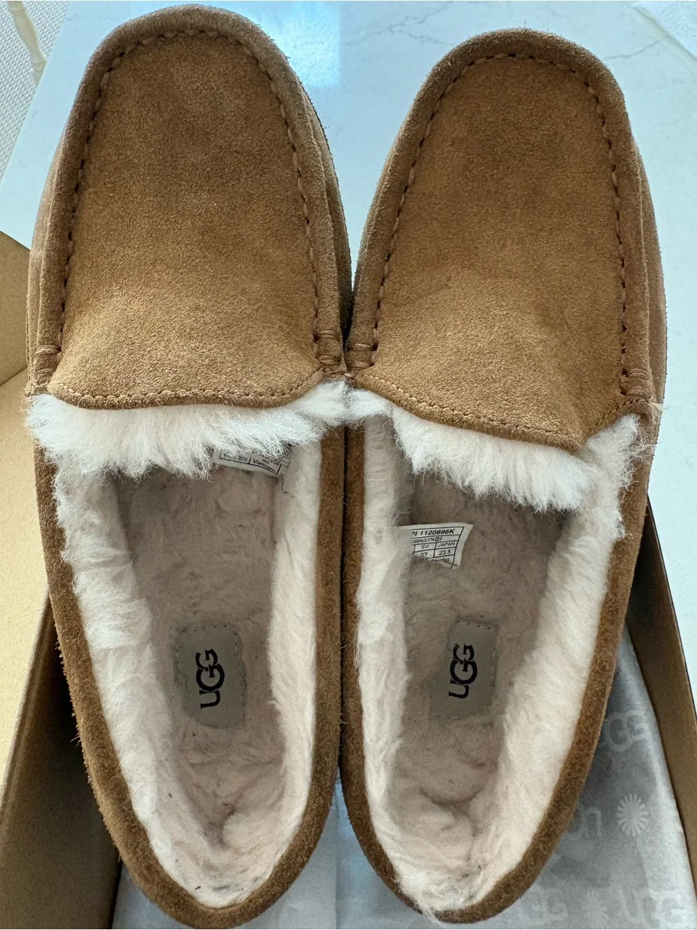 UGG Ascot Slippers big kid